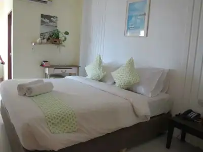 Pius Place - 36