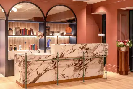 Pennyweight Boston, Curio Collection by Hilton - 33
