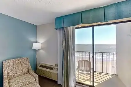Carolinian Beach Resort by Vacasa - 458