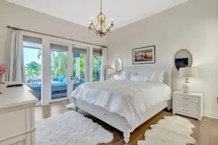 Luxury Home Villa D' Amore Southern Florida Paradise Sleeps 10 5 Bedroom Villa by RedAwning - 96