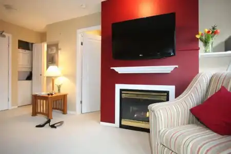 Times Square Suites - 33