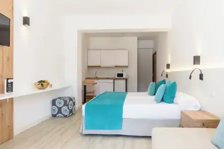 Marina - 100