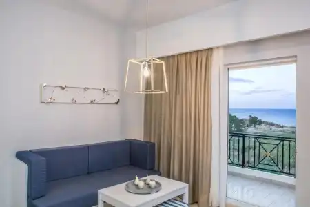 Sea View & Apartments - 93