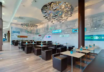 Motel One Köln-Altstadt - 11