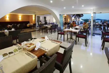 Costa Bitezhan - 23