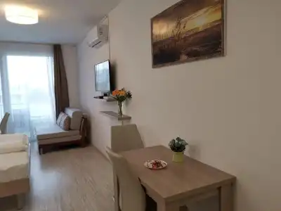 Corvin Holiday Apartment - 107