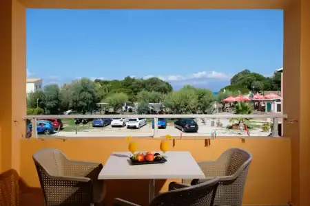 Canal D Amour Apartments - 12
