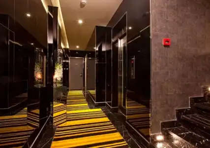 Signature Boutique - 14
