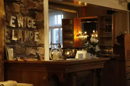 Zur Ewigen Lampe Romantisches Land& Restaurant - 15
