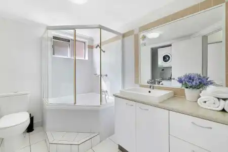 Blue Waters Apartments - 129