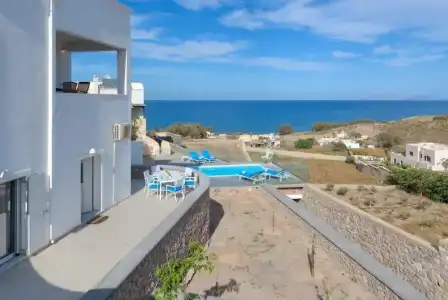 Queen of Santorini - 9