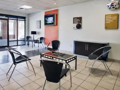 Motel 6 Tallahassee, FL - Downtown - 14