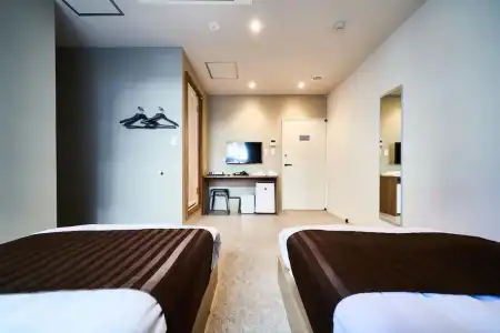 &AND HOSTEL SHINSAIBASHI EAST - 6