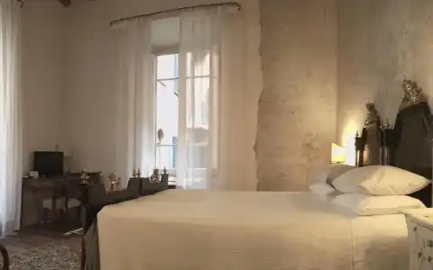 Vicolo del Lupo Guesthouse - 22