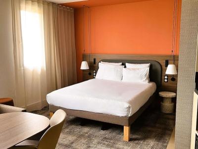 Novotel Suites Clermont Ferrand Polydome - 85