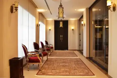 Ambassador, a Boutique - 12