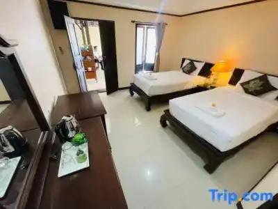 Na Thapae - 54