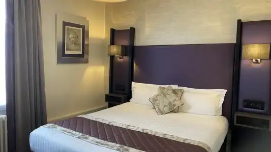 Hôtel Bellevue - 73