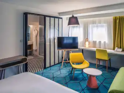Mercure Nantes Centre Gare - 106