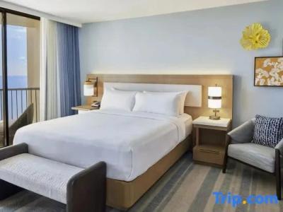 Hilton Hawaiian Village Waikiki Beach Resort - 521