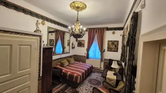 Imre Guest House - 8