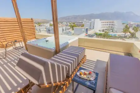 Cabana Blu Lifestyle Boutique & Suites - 78