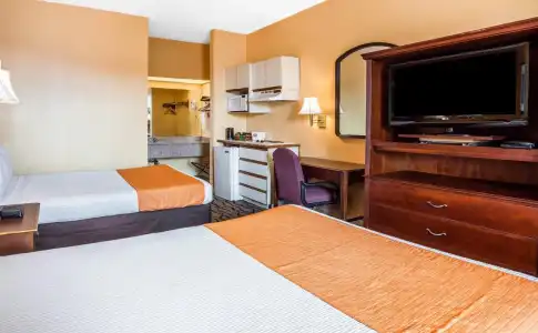 Budgetel Inn & Suites - 2