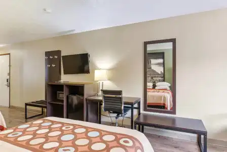 Super 8 by Wyndham St. George UT - 14