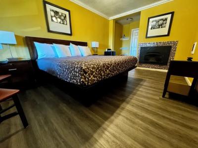 Carmel Wayfarer Inn - 54