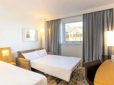Novotel Cardiff Centre - 26