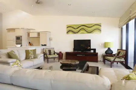 Saltwater Luxury Apartments - 2