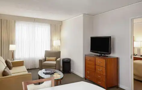 InterContinental Suites Cleveland by IHG - 59