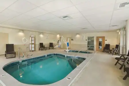 Oxford Suites Bellingham - 12