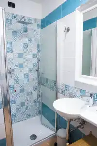 Vittoria Guest House - Salerno - 71