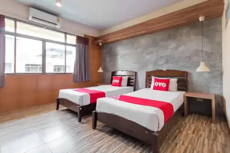 OYO 1118 K L Boutique (Vaccinated Staff) - 29