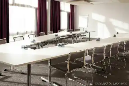 Novotel Kolkata - & Residences - 13