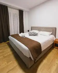 Olivar Tirana - 66