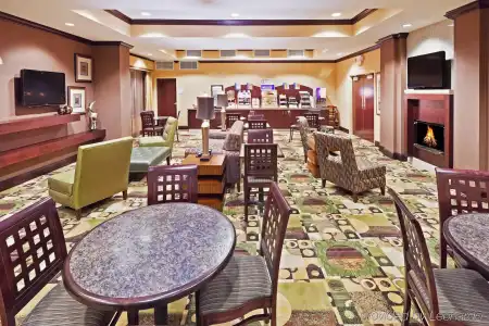 Holiday Inn Express & Suites El Paso West by IHG - 13