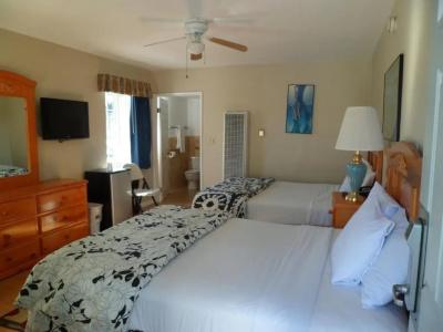 Ocean Park Inn - 2