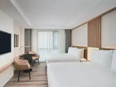 Courtyard by Marriott North - 34