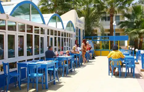 Royal Star Empire Beach Resort - 23