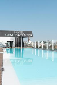 Giralda Center - 15