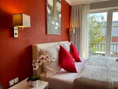 Grand Petit - 24