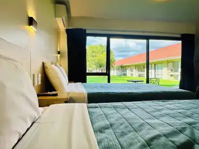 Airport Gold Star Motel - 22