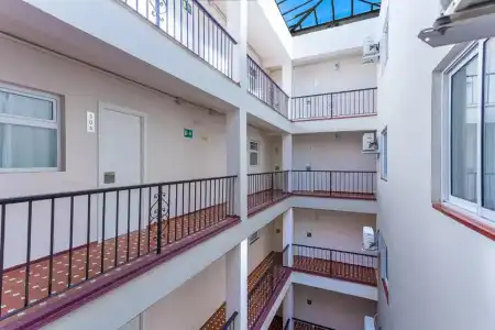 Sol y Miel Hostal - 36