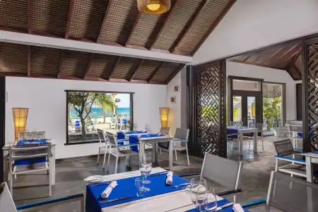 Melia Danang Beach Resort - 17