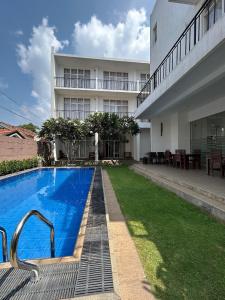 The Suite 262 - 24