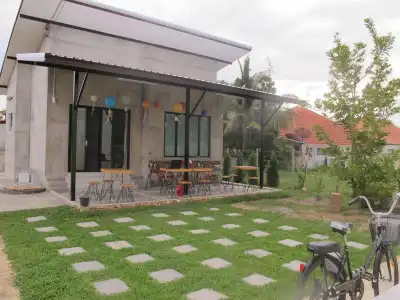 Sweet Dreams Guest House - 1