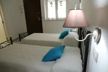Mabell Guest House - 12