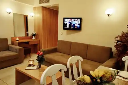 Bella Elena Apartments - 43